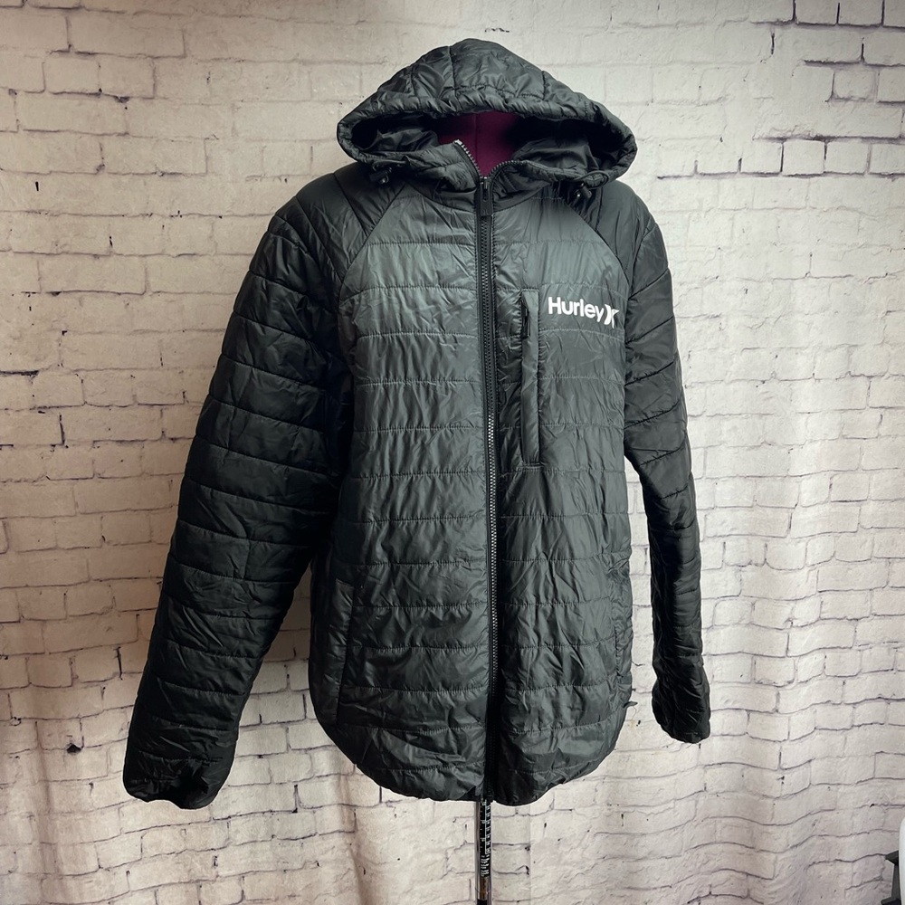 Hurley size medium gray and black foothill quilted jacket